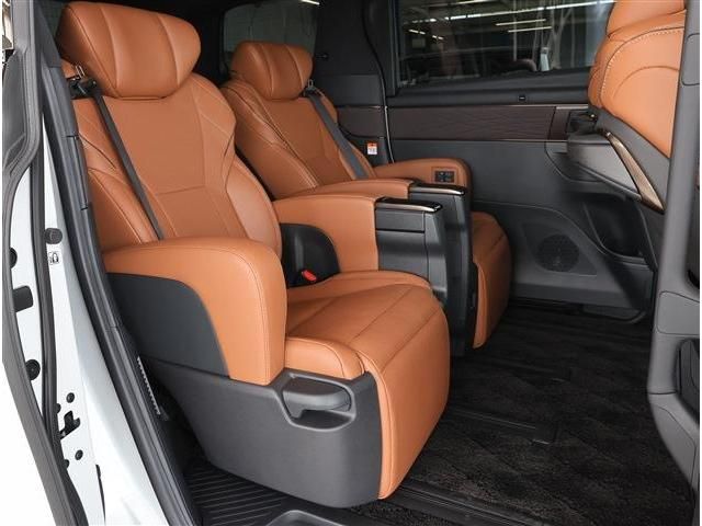 TOYOTA VELLFIRE  HYBRID 2024 Image 31