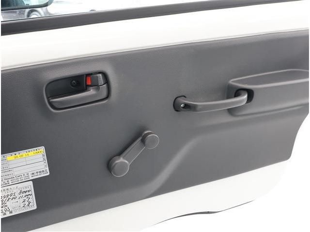 NISSAN NT100 CLIPPER 4WD 2022 Image 31