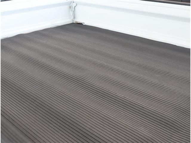 NISSAN NT100 CLIPPER 4WD 2022 Image 31