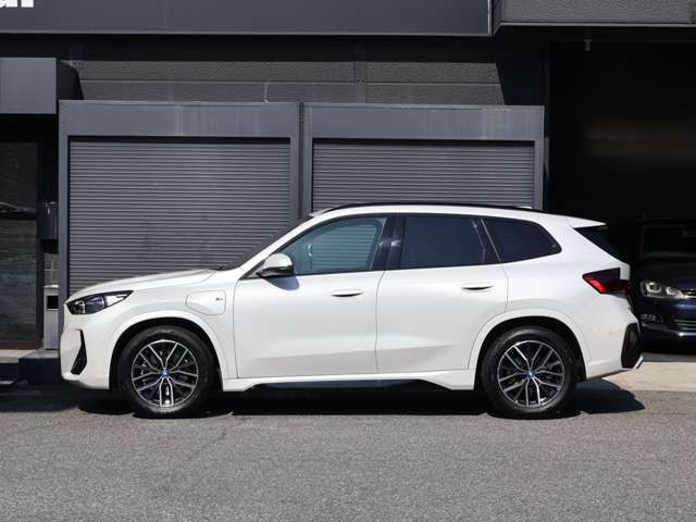 BMW IX1 2024 Image 31