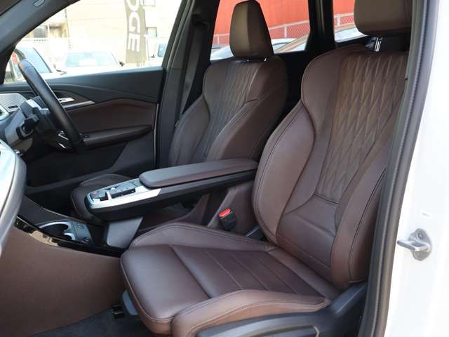 BMW IX1 2024 Image 31