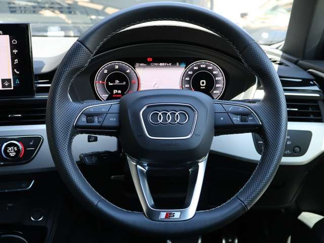 AUDI A4 AVANT 2023 Image 31