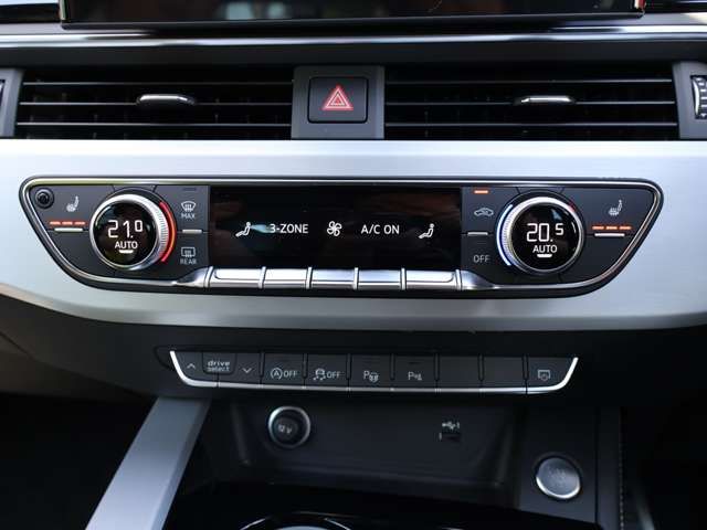 AUDI A4 AVANT 2023 Image 31