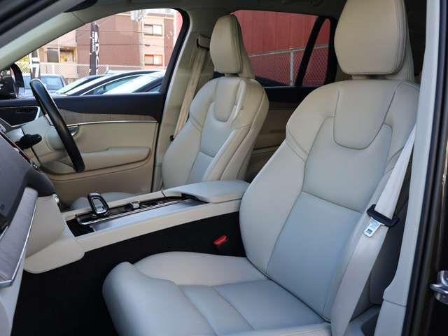 VOLVO XC90 2022 Image 31