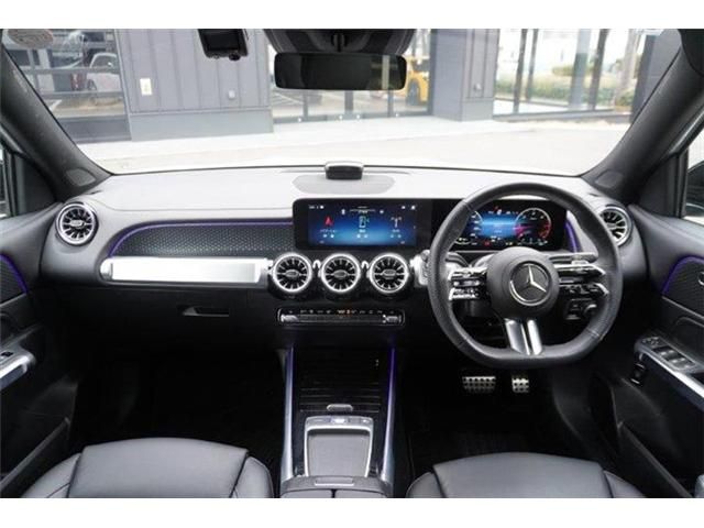 MERCEDES BENZ GLB 2024 Image 31