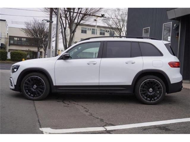 MERCEDES BENZ GLB 2024 Image 31