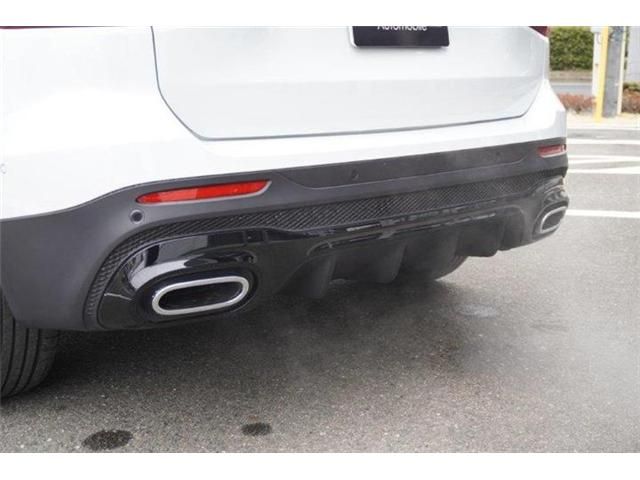 MERCEDES BENZ GLB 2024 Image 31