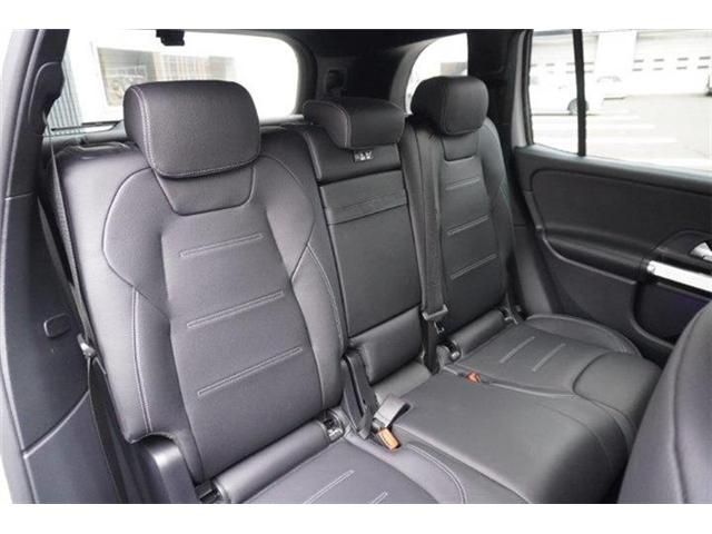 MERCEDES BENZ GLB 2024 Image 31