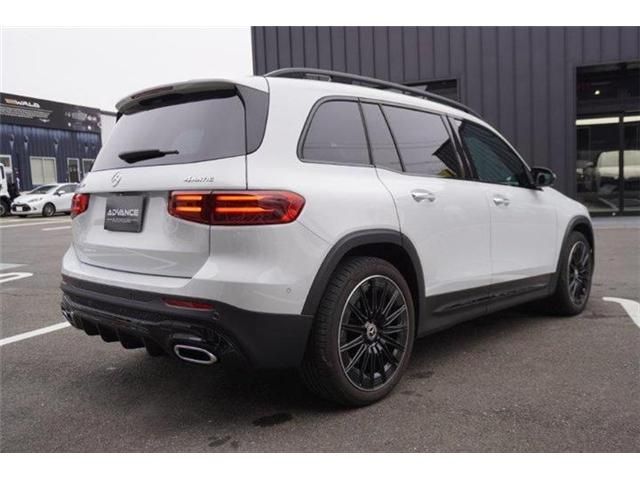 MERCEDES BENZ GLB 2024 Image 31