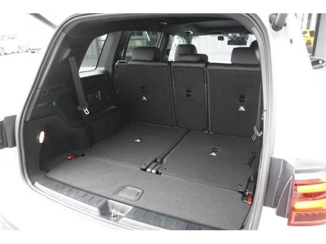 MERCEDES BENZ GLB 2024 Image 31