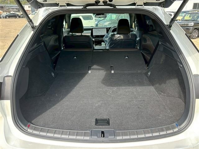 TOYOTA LEXUS RX350H 2023 Image 31