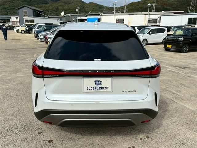 TOYOTA LEXUS RX350H 2023 Image 31