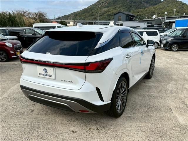 TOYOTA LEXUS RX350H 2023 Image 31