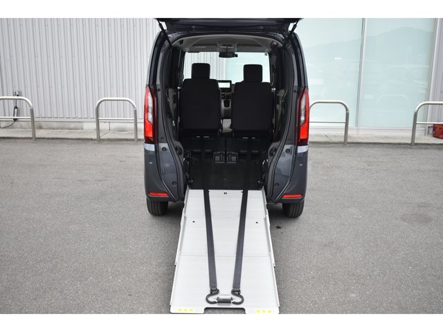 HONDA N BOX 2024 Image 31