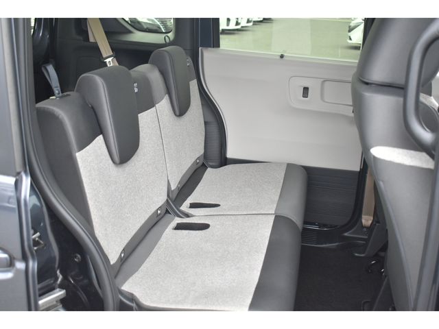 HONDA N BOX 2024 Image 31