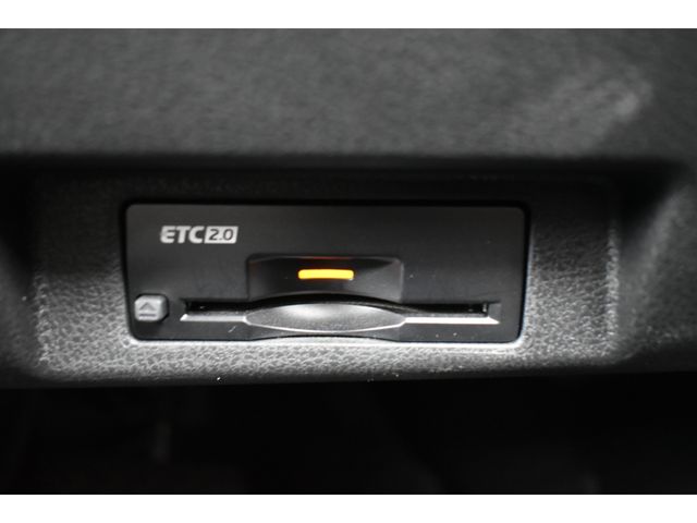 NISSAN LEAF 2020 Image 31