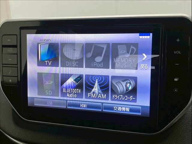 DAIHATSU MOVE CUSTOM 2017 Image 31