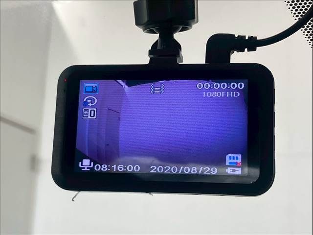 NISSAN NOTE 2017 Image 31