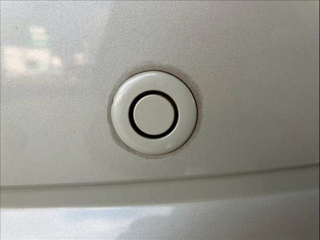 NISSAN NOTE 2017 Image 31