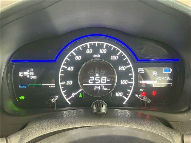 NISSAN NOTE 2017 Image 31