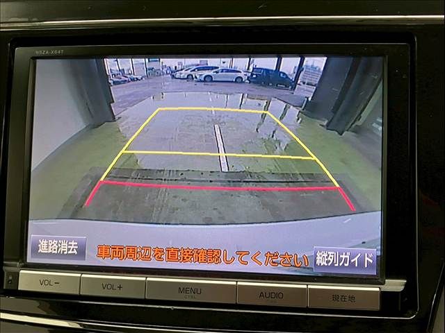 TOYOTA PRIUS ALPHA 2014 Image 31