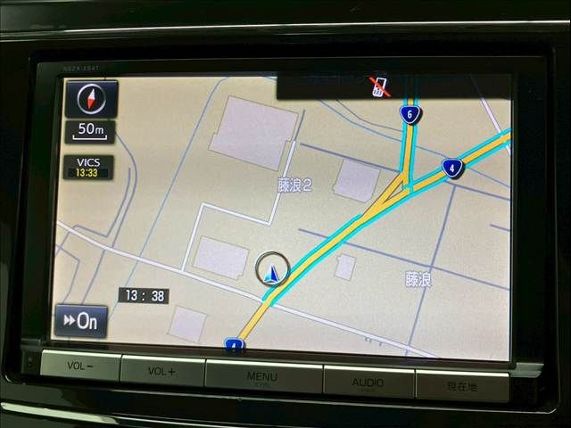 TOYOTA PRIUS ALPHA 2014 Image 31