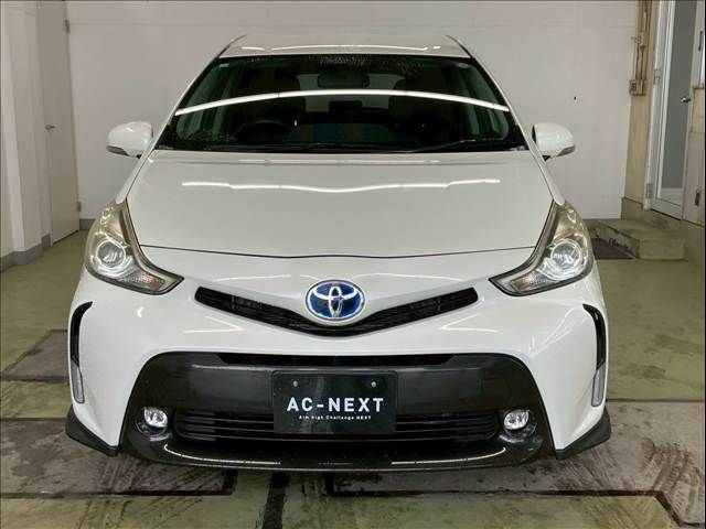 TOYOTA PRIUS ALPHA 2014 Image 31