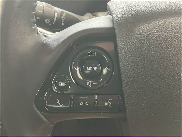 TOYOTA PRIUS 2019 Image 31