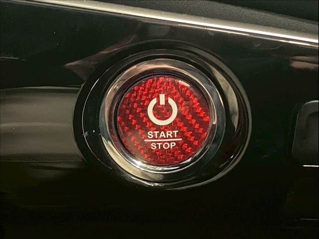 TOYOTA PRIUS 2019 Image 31