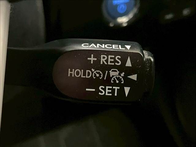 TOYOTA PRIUS 2017 Image 31