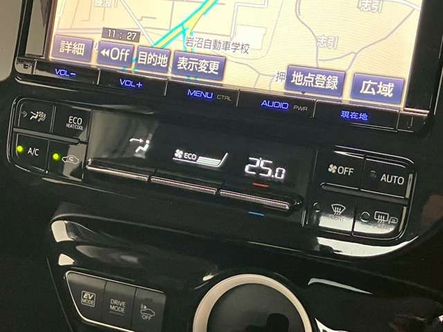 TOYOTA PRIUS 2016 Image 31