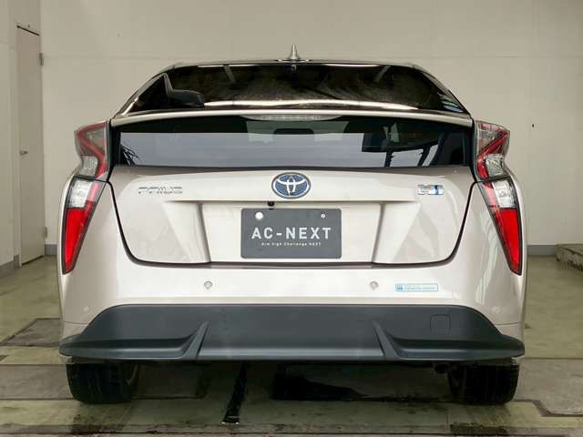 TOYOTA PRIUS 2016 Image 31