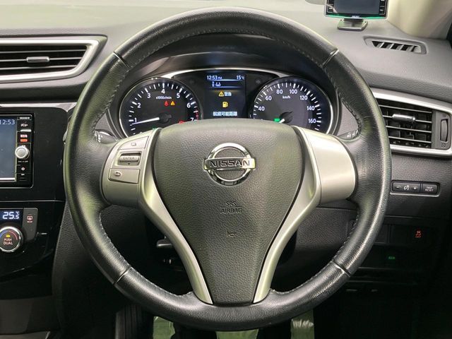 NISSAN X-TRAIL 2WD 2015 Image 31