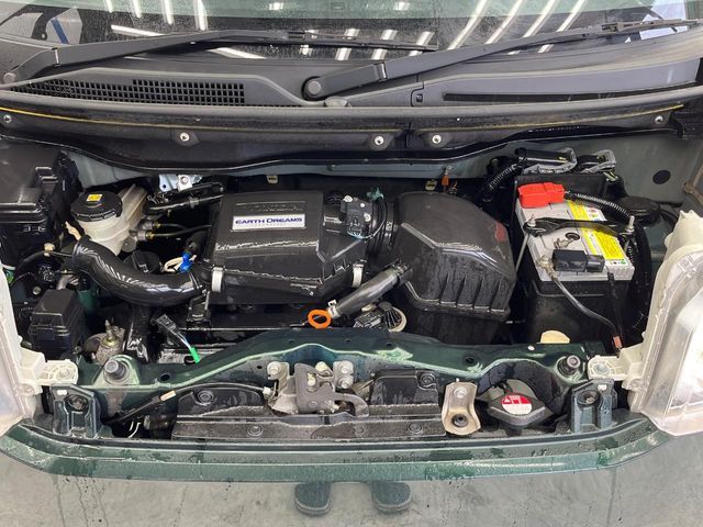 HONDA N BOX 2016 Image 31