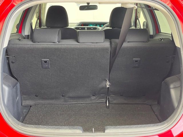 TOYOTA AQUA 2013 Image 31