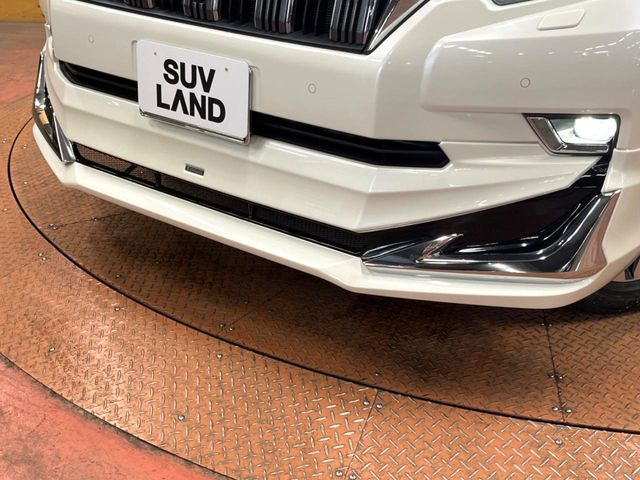 TOYOTA LANDCRUISER PRADO 2023 Image 31