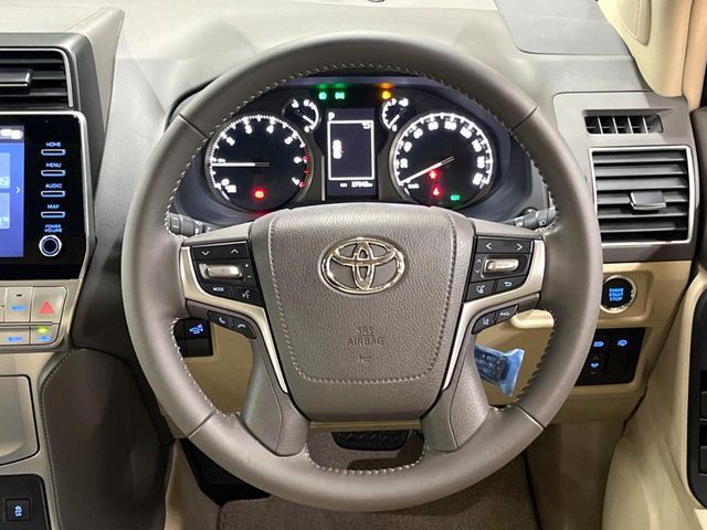 TOYOTA LANDCRUISER PRADO 2023 Image 31
