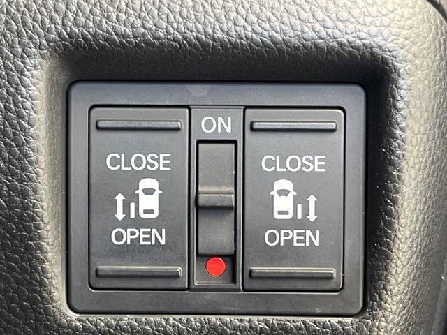 HONDA N BOX CUSTOM 2017 Image 31