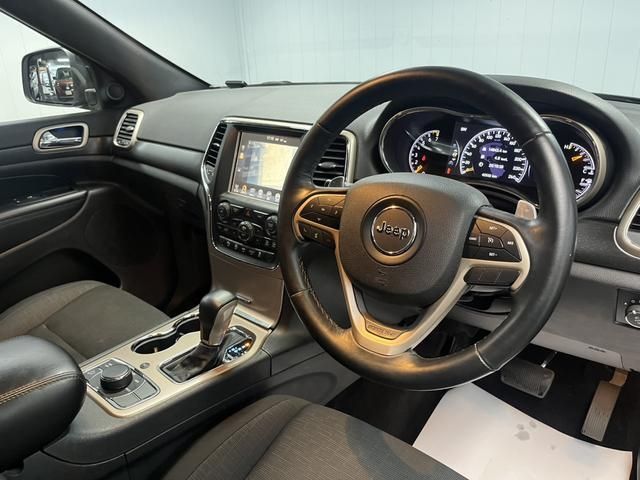 JEEP GRAND CHEROKEE 2017 Image 31