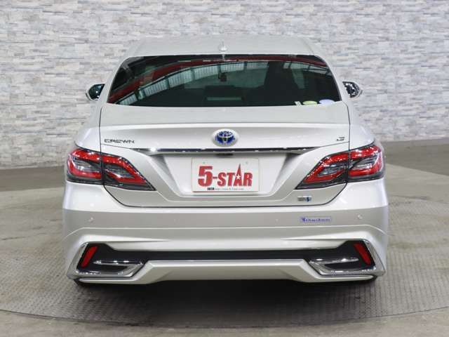 TOYOTA CROWN SEDAN HYBRID 2019 Image 31