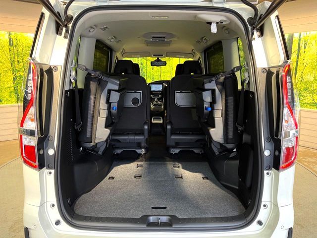 NISSAN SERENA  WG 2021 Image 31