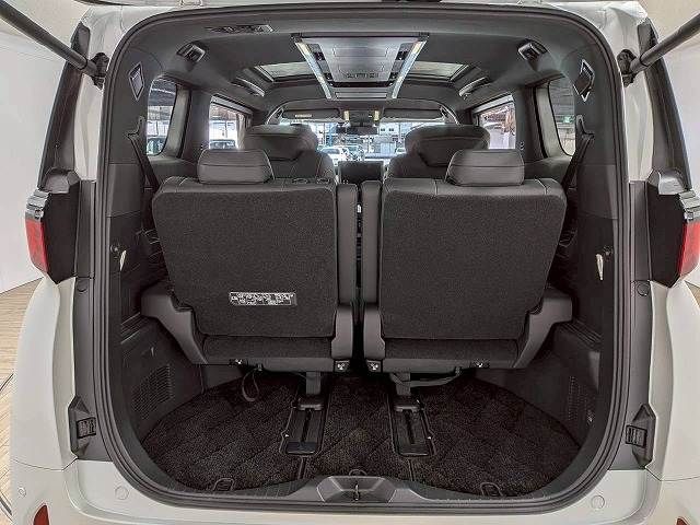 TOYOTA ALPHARD HYBRID 2024 Image 31