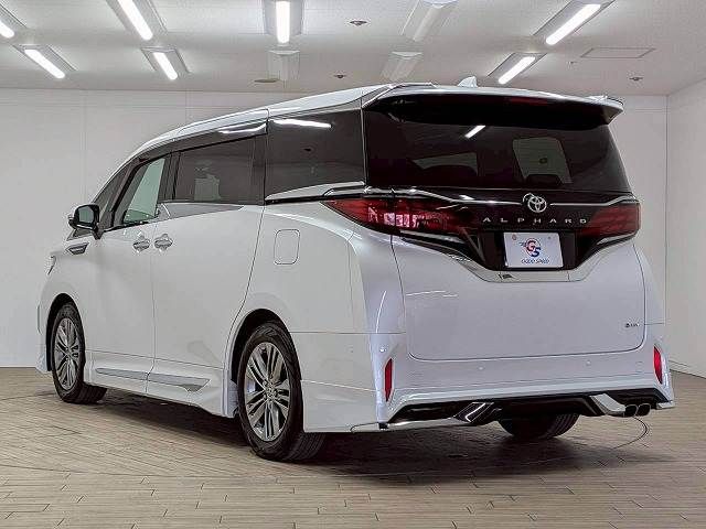 TOYOTA ALPHARD HYBRID 2024 Image 31