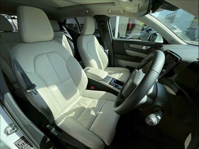 VOLVO XC40 2023 Image 31