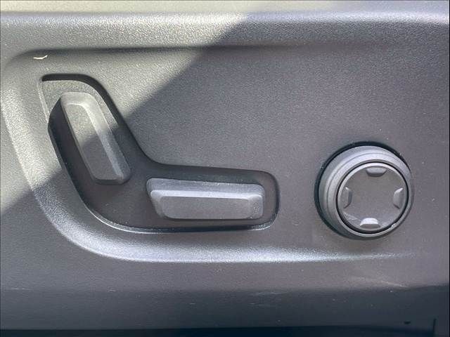 VOLVO XC40 2023 Image 31