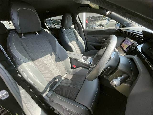 PEUGEOT 408 2023 Image 31