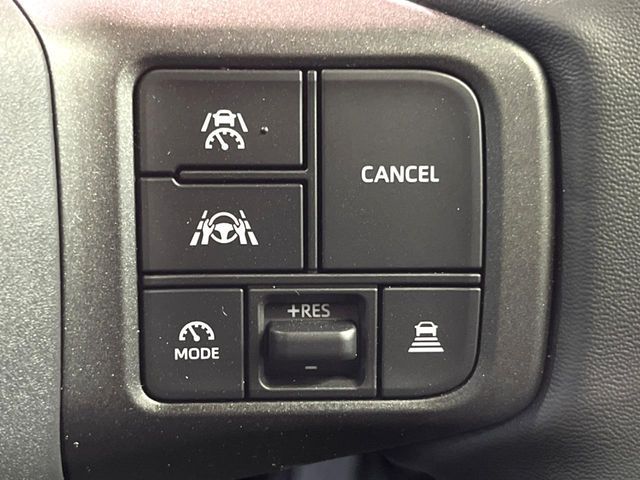 TOYOTA RAV4 HYBRID 4WD 2026 Image 31