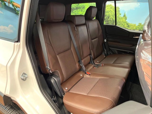TOYOTA LANDCRUISER 250 2025 Image 31