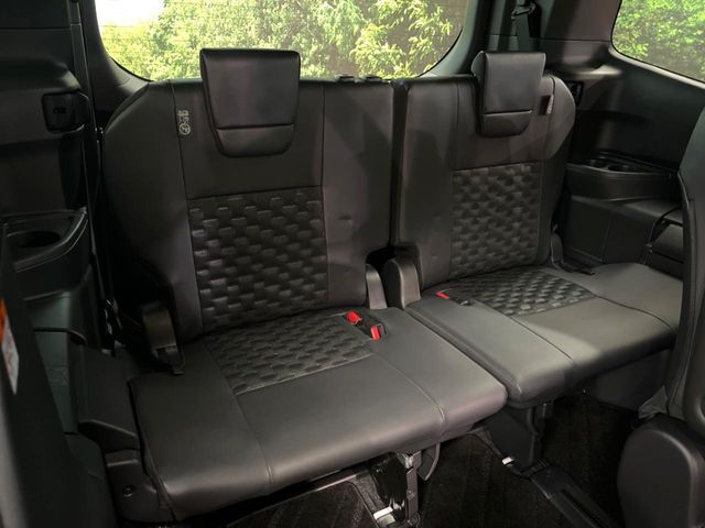 TOYOTA VOXY HYBRID 2025 Image 31