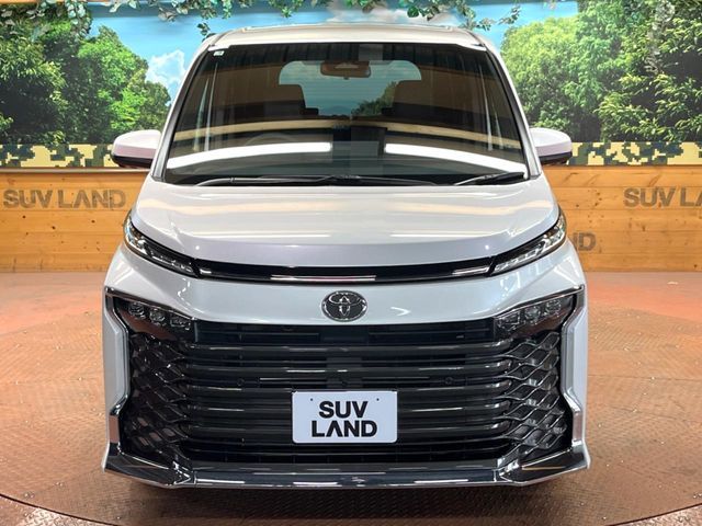 TOYOTA VOXY HYBRID 2025 Image 31